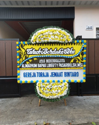 Papan Bunga Duka di Kupang Baru